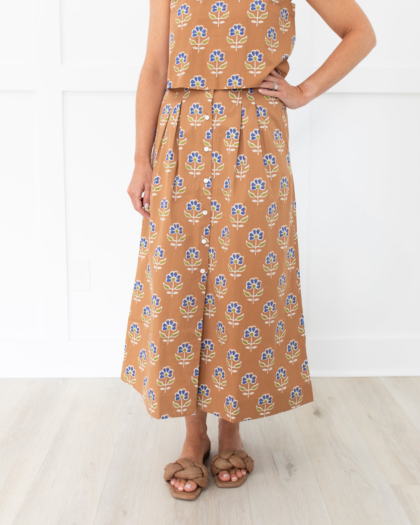 Scout Skirt in Maple Sprigs