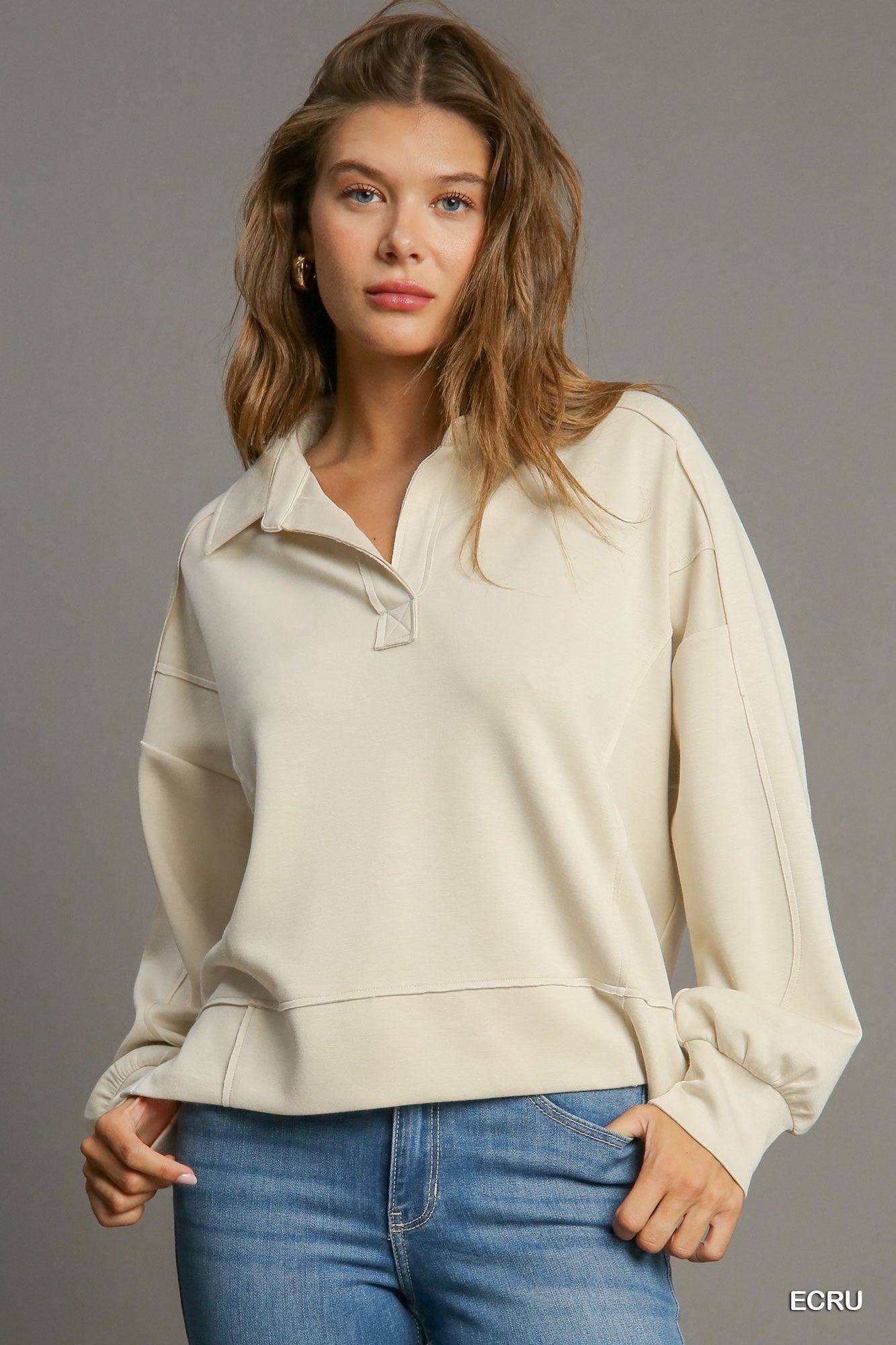 Lightweight Cream Collared Sweatshirt