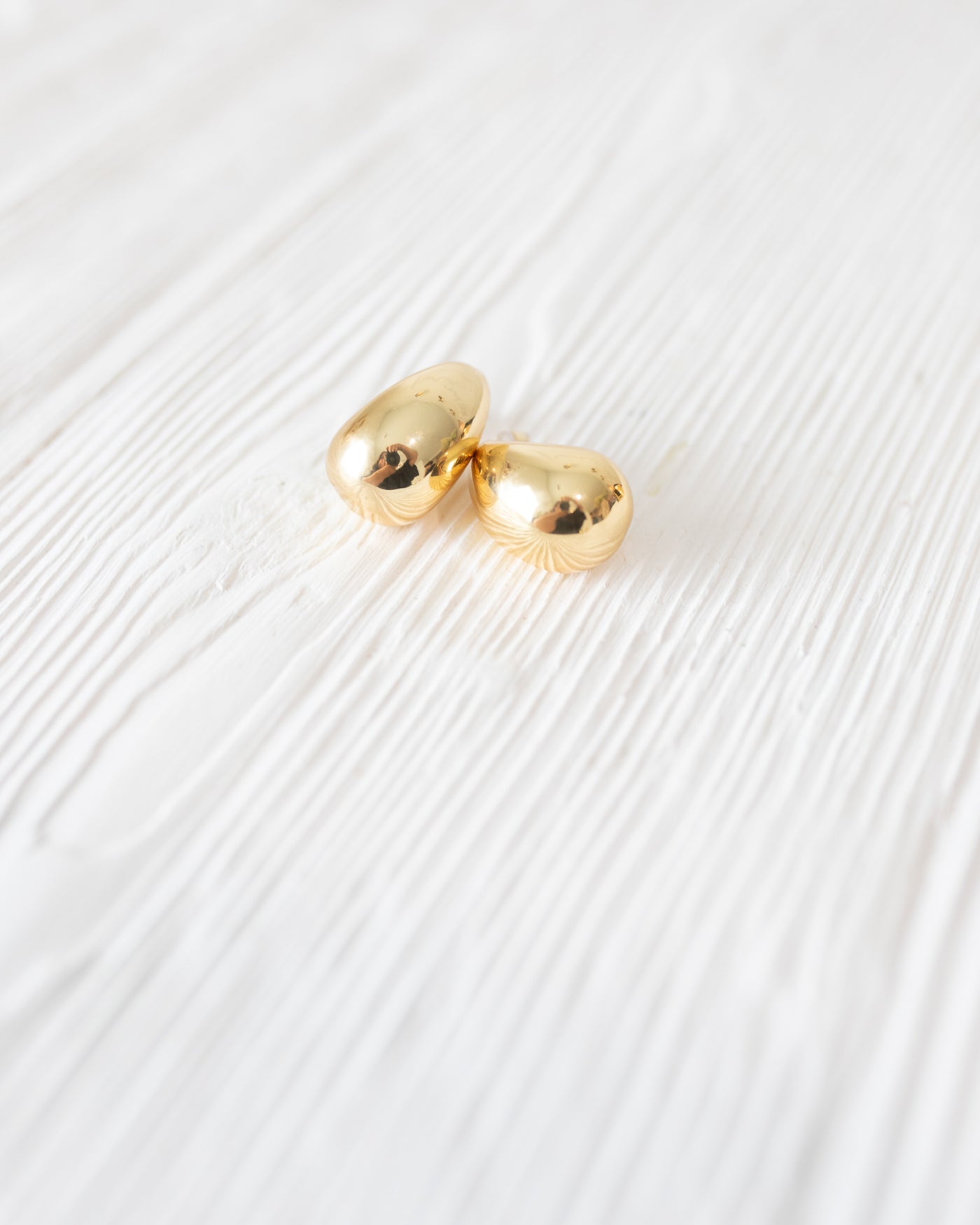 Mini Raindrop Earrings in Gold