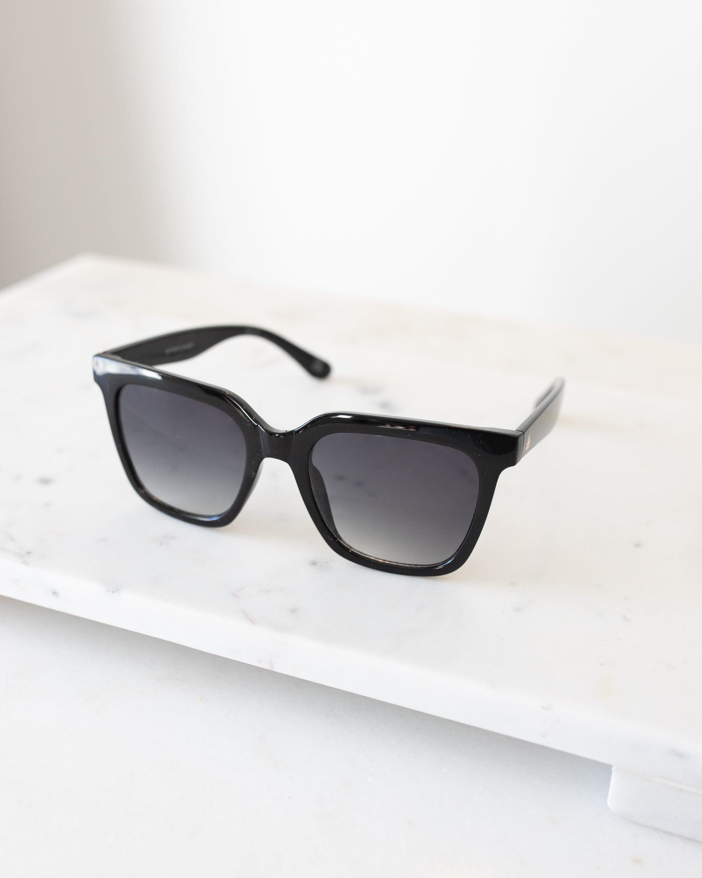 Meteorite Sunglasses in Black