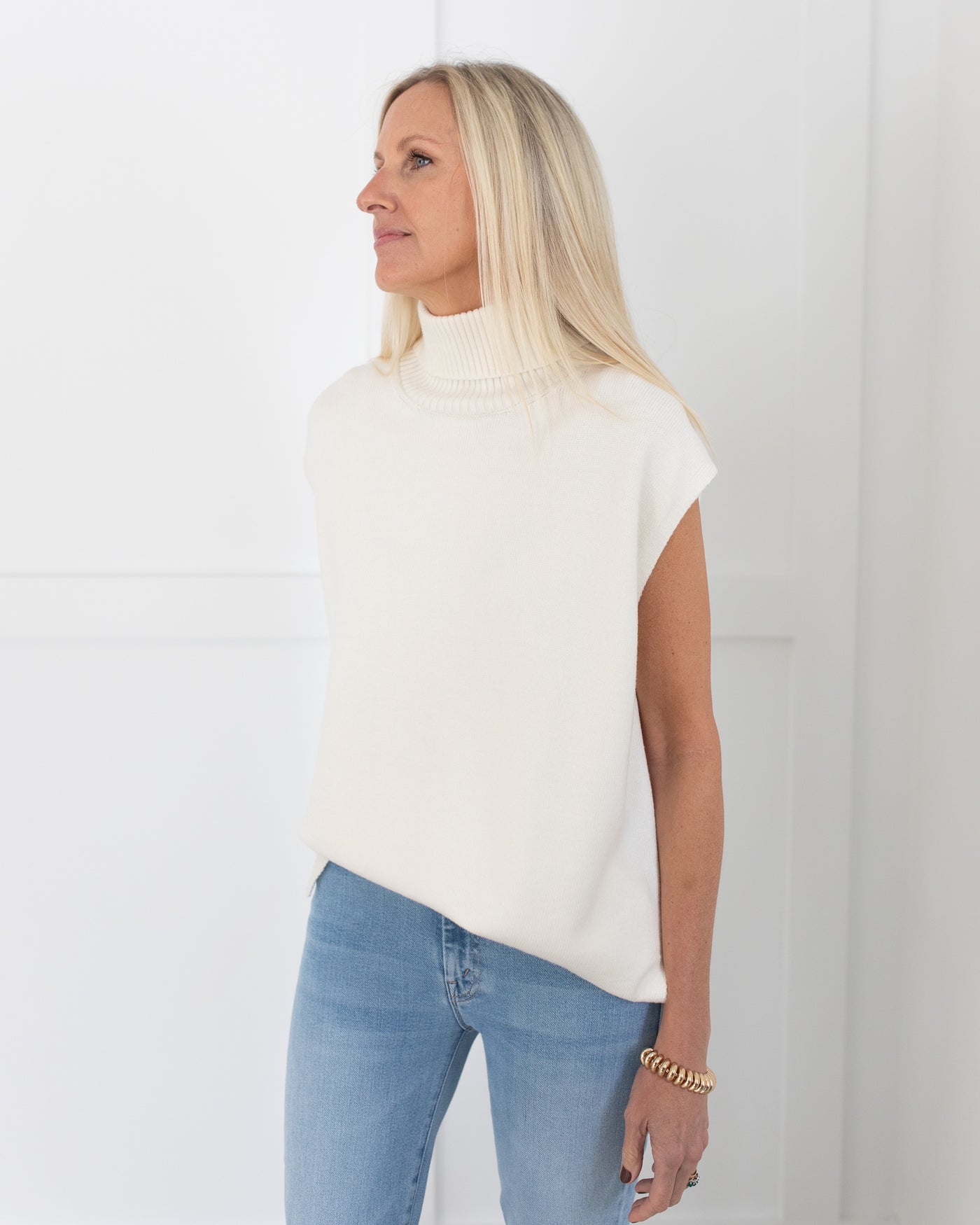 Cream Sleeveless Knit Turtleneck