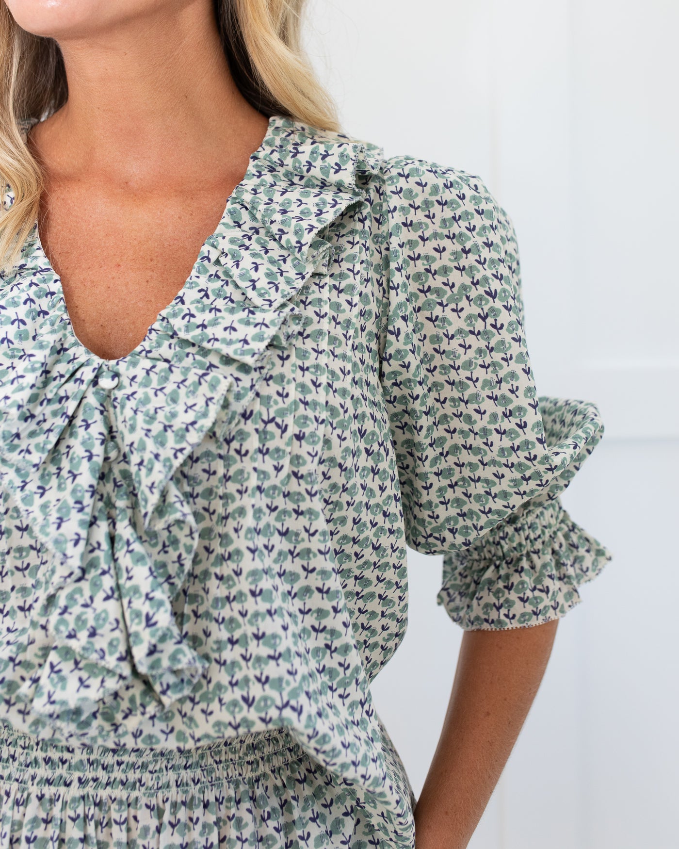 Imogen Blouse in Ditsy Floral