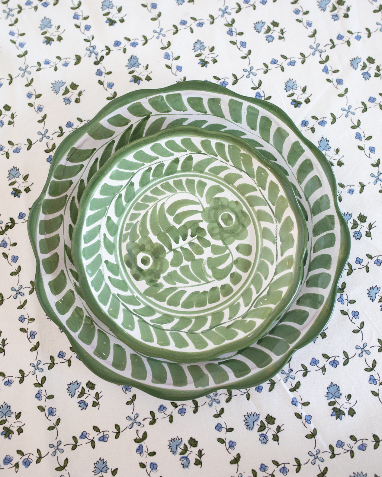 Green Hand Painted Scalloped Edge Salad Plate