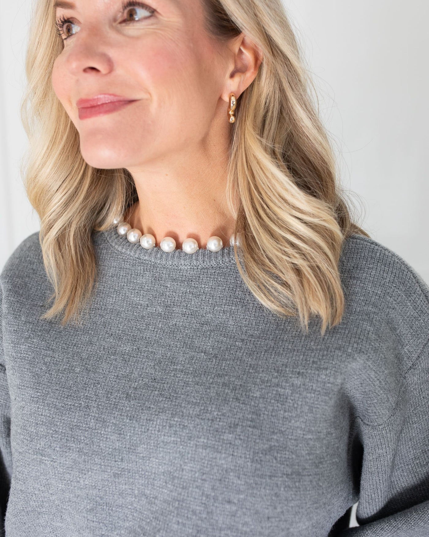 Grey Crew Neck Sweater with Pearl