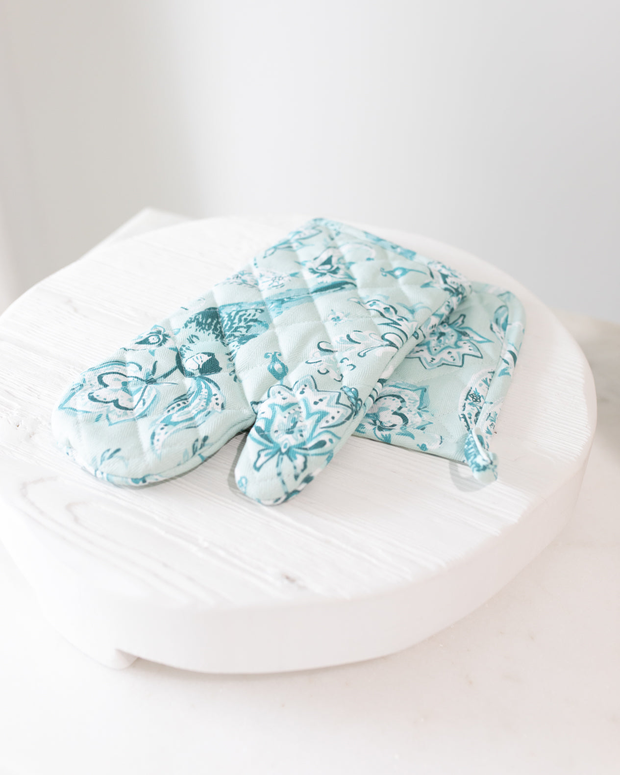 Seafoam Oven Mitt Set