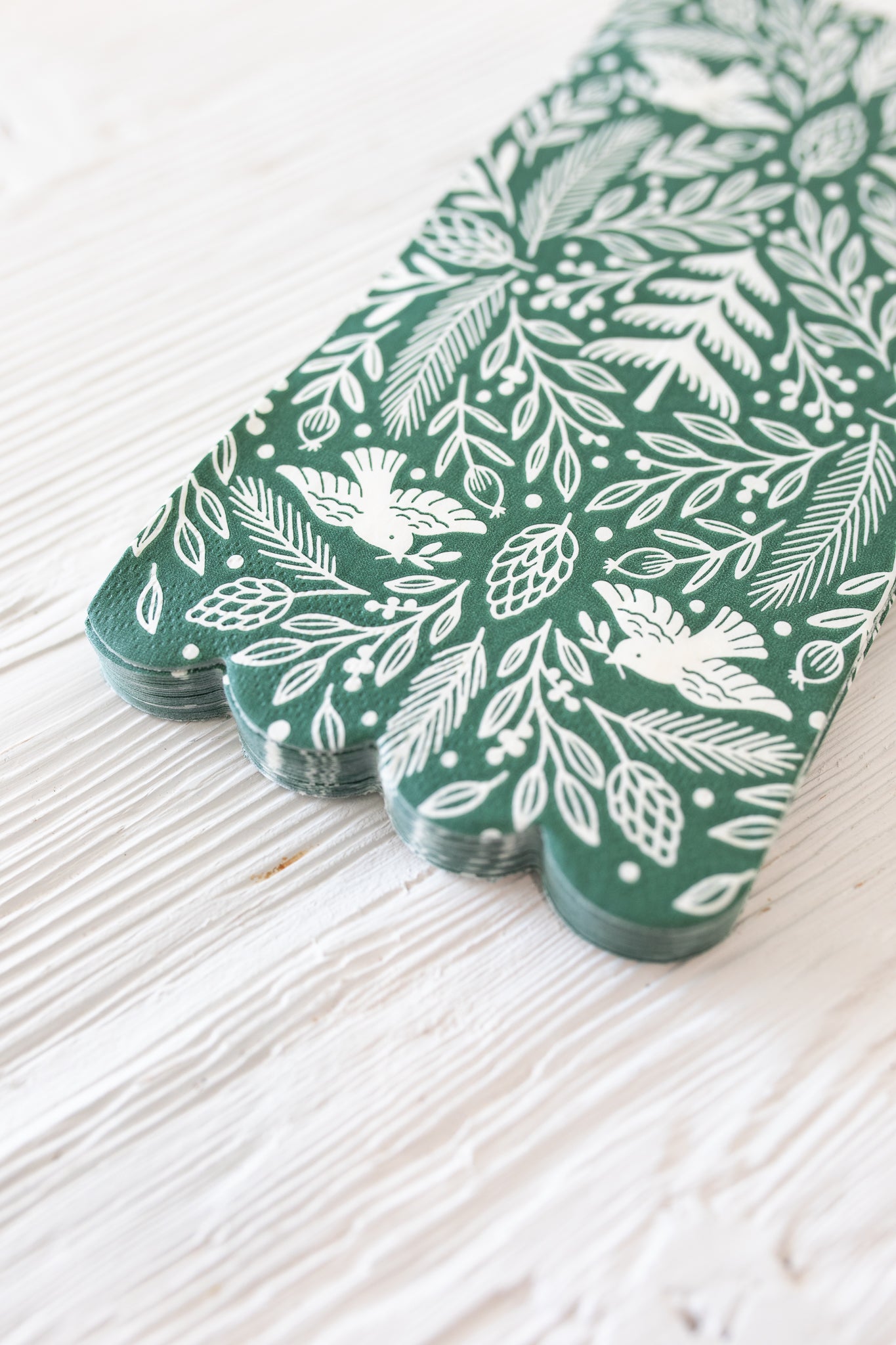 Woodland Scalloped Dinner Napkin