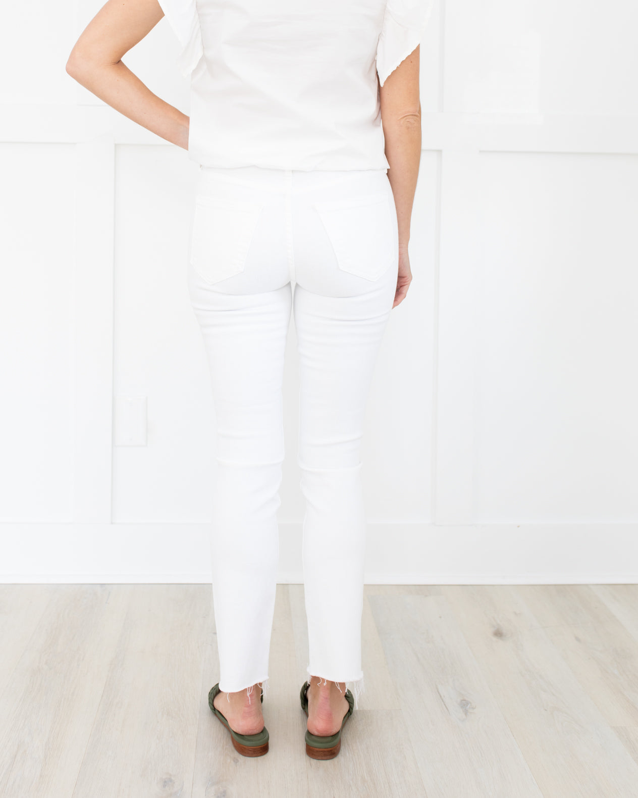 The Mid Rise Dazzler Ankle Fray Denim in Fairest of Them All / White by Mother