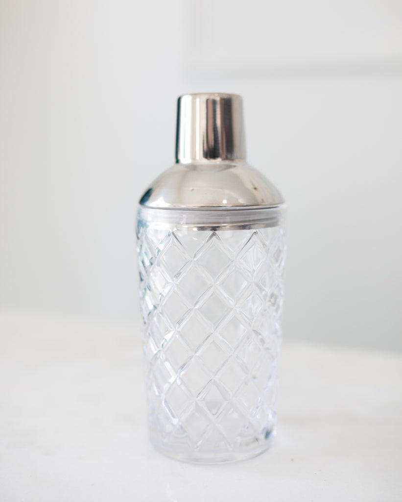 Glass Cocktail Shaker – Willow Park Boutique